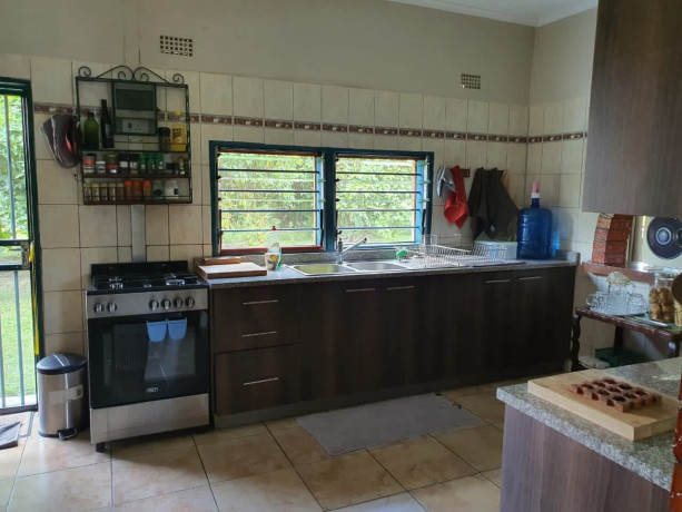 kabwekangomba-area-farm-house-for-saleland-ext-278acres-virgin-landsale-big-1